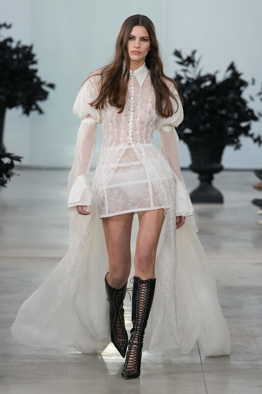 Blumarine F25 045
