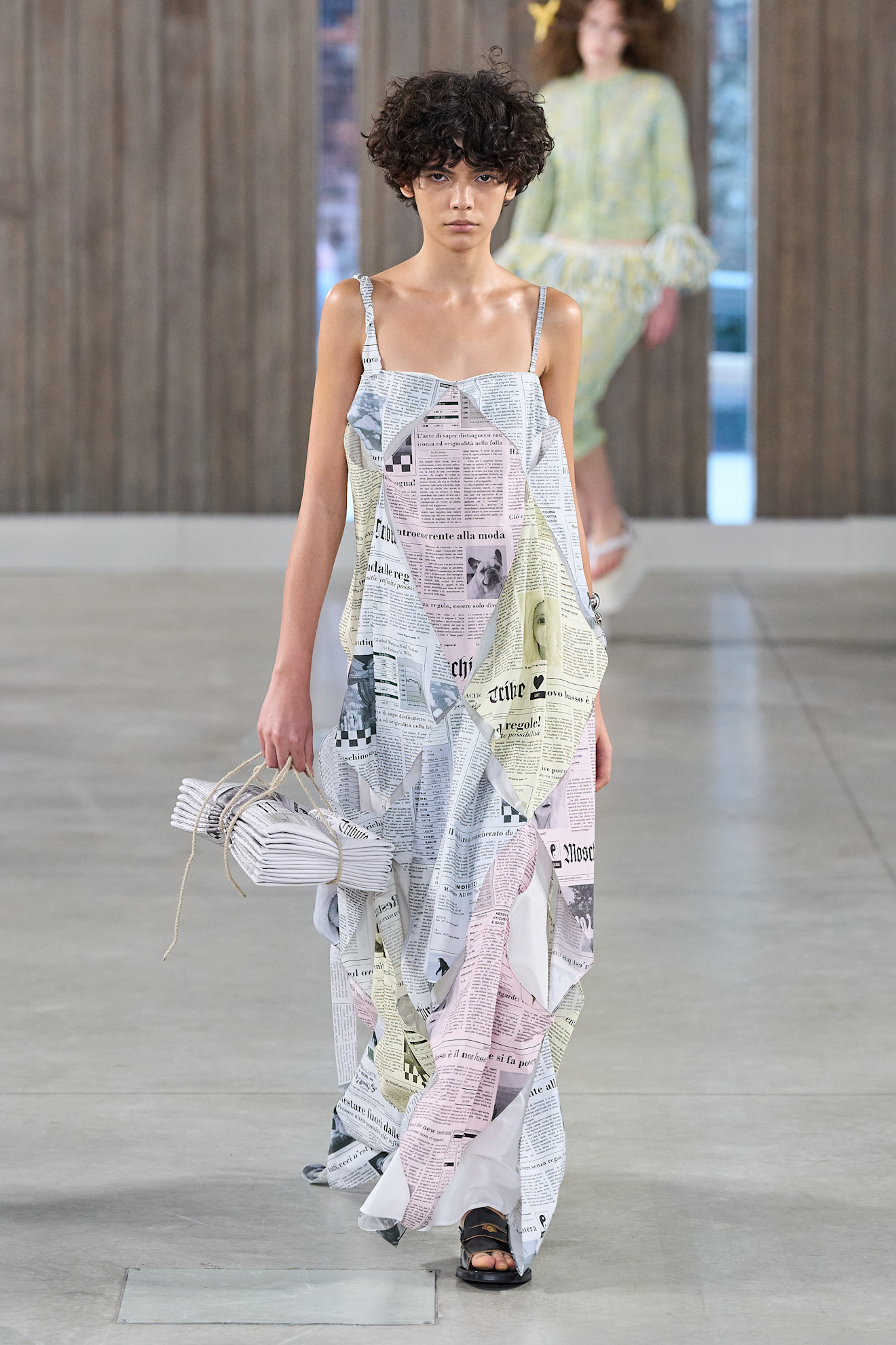 Moschino S26 042