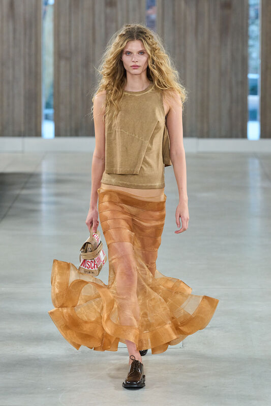 Moschino S26 003