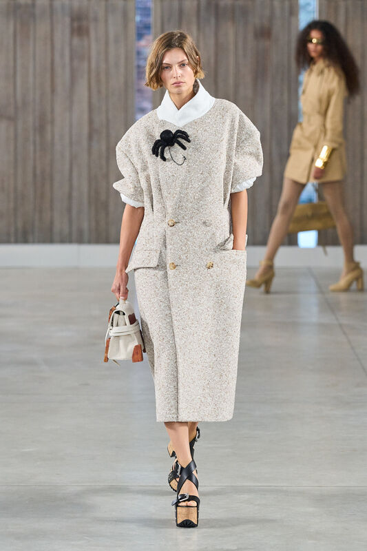 Moschino S26 013
