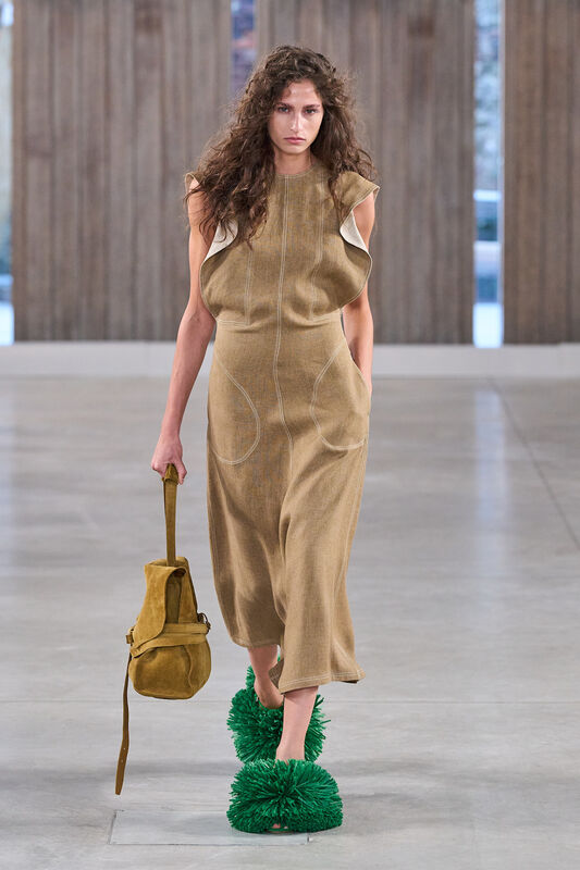 Moschino S26 019