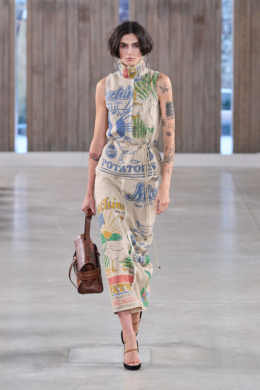 Moschino S26 021