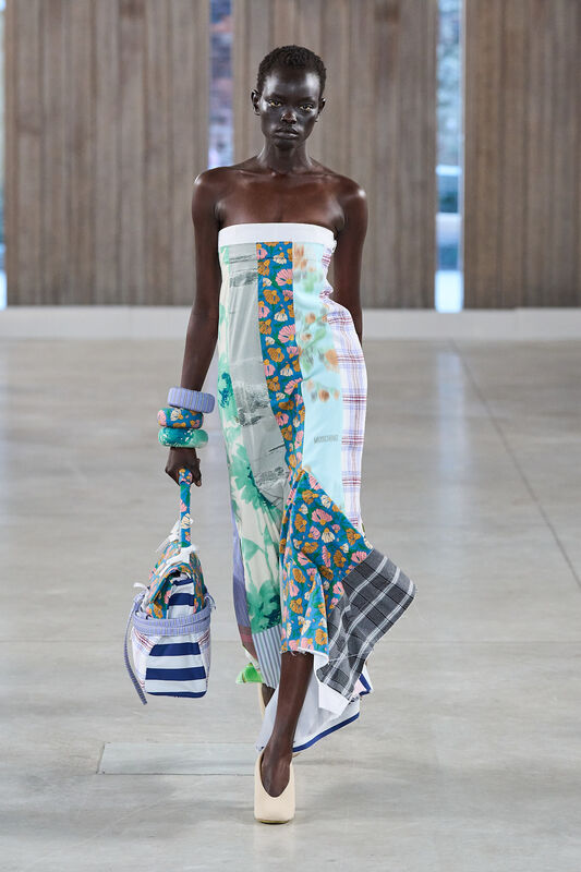 Moschino S26 025