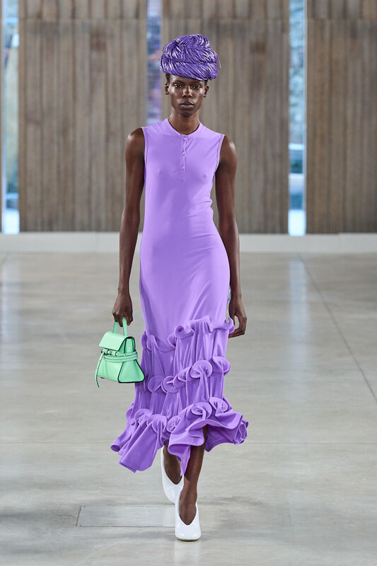 Moschino S26 027