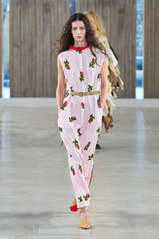Moschino S26 036