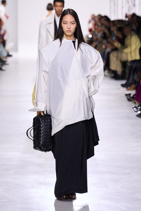 Bottega Veneta S26 025