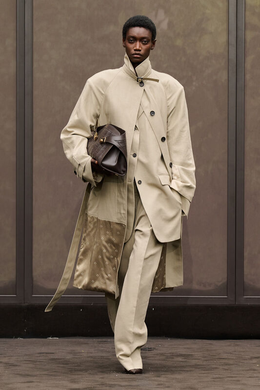 Ferragamo S26 019
