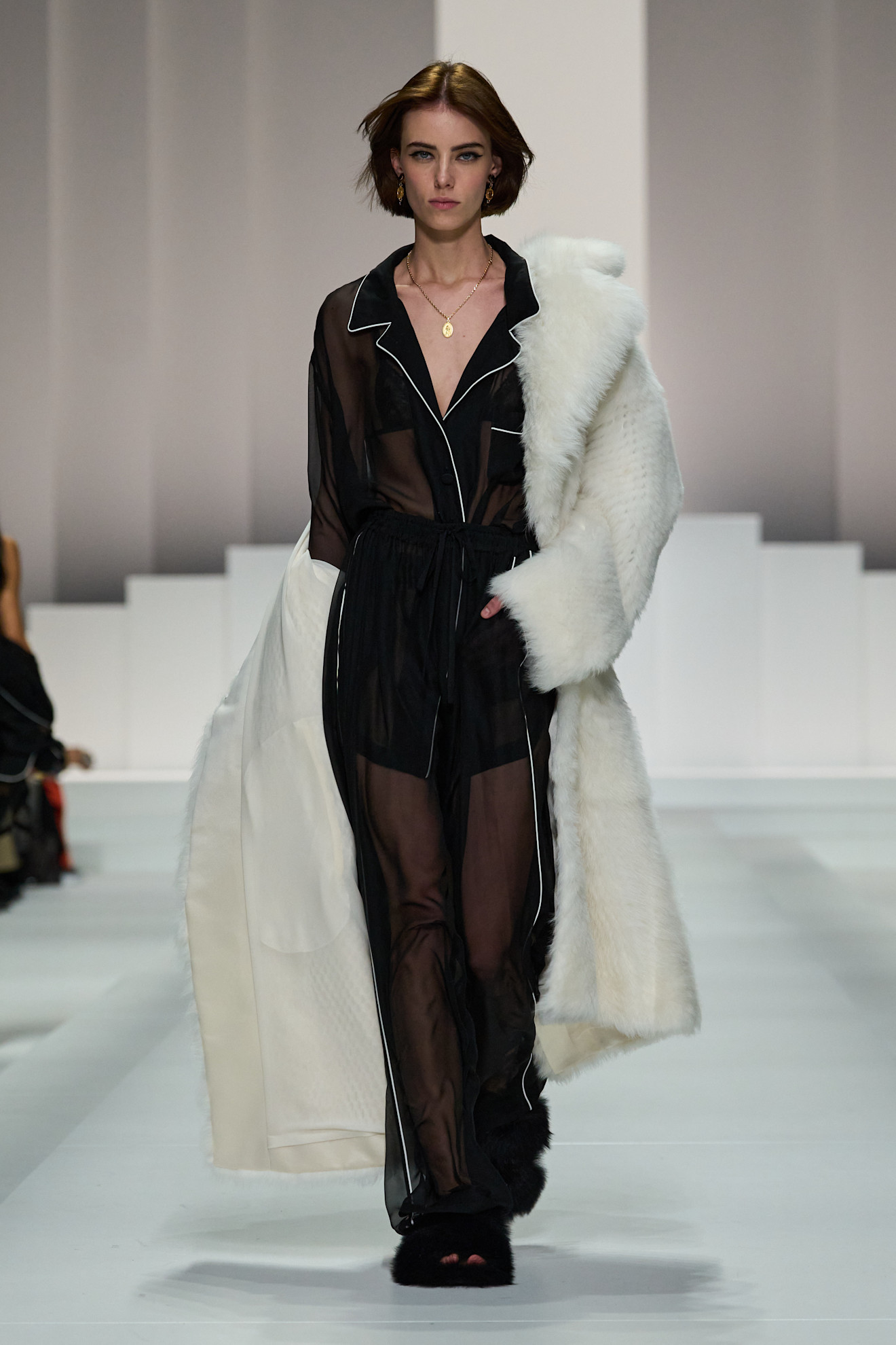 Dolce Gabbana S26 061