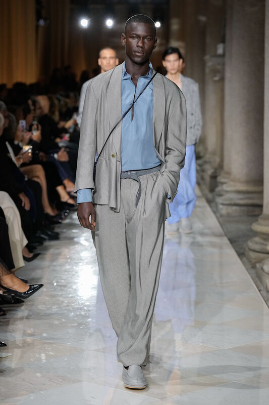 Giorgio Armani S26 027