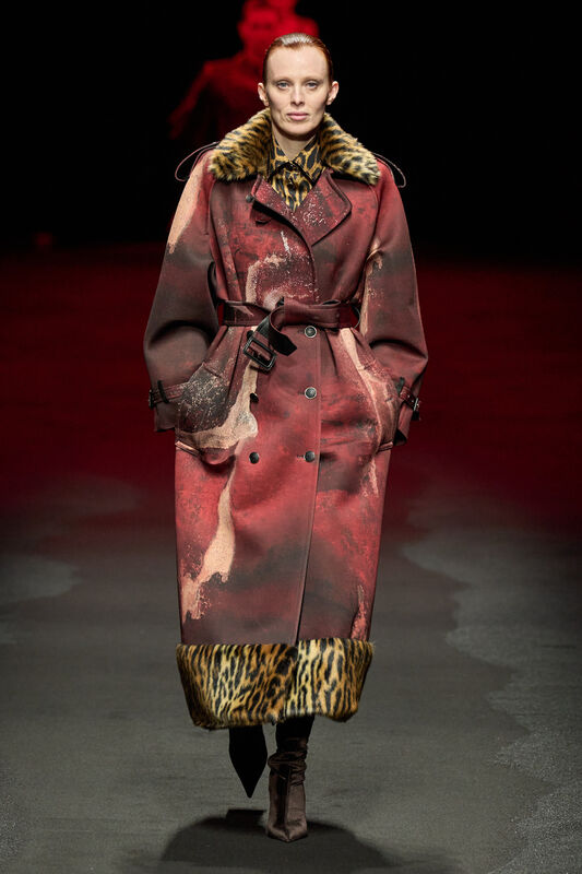 Roberto Cavalli F25 002