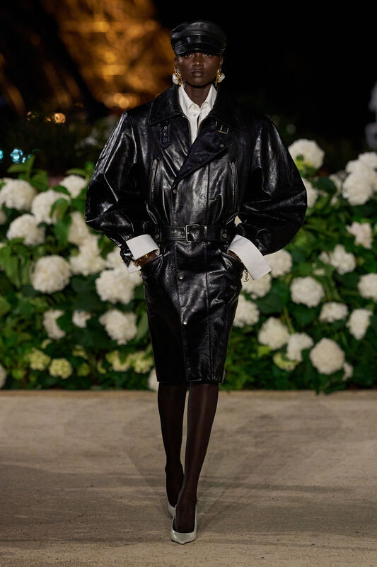 Saint Laurent S26 002