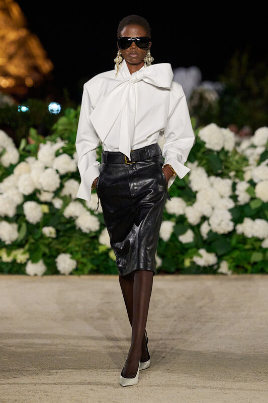 Saint Laurent S26 004