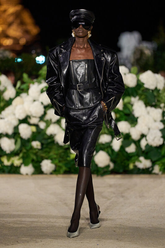 Saint Laurent S26 006