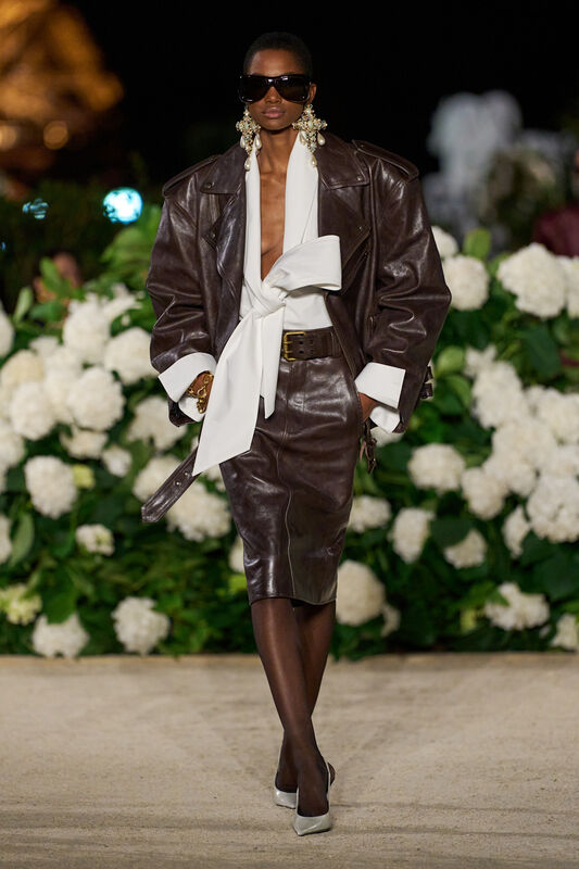 Saint Laurent S26 015