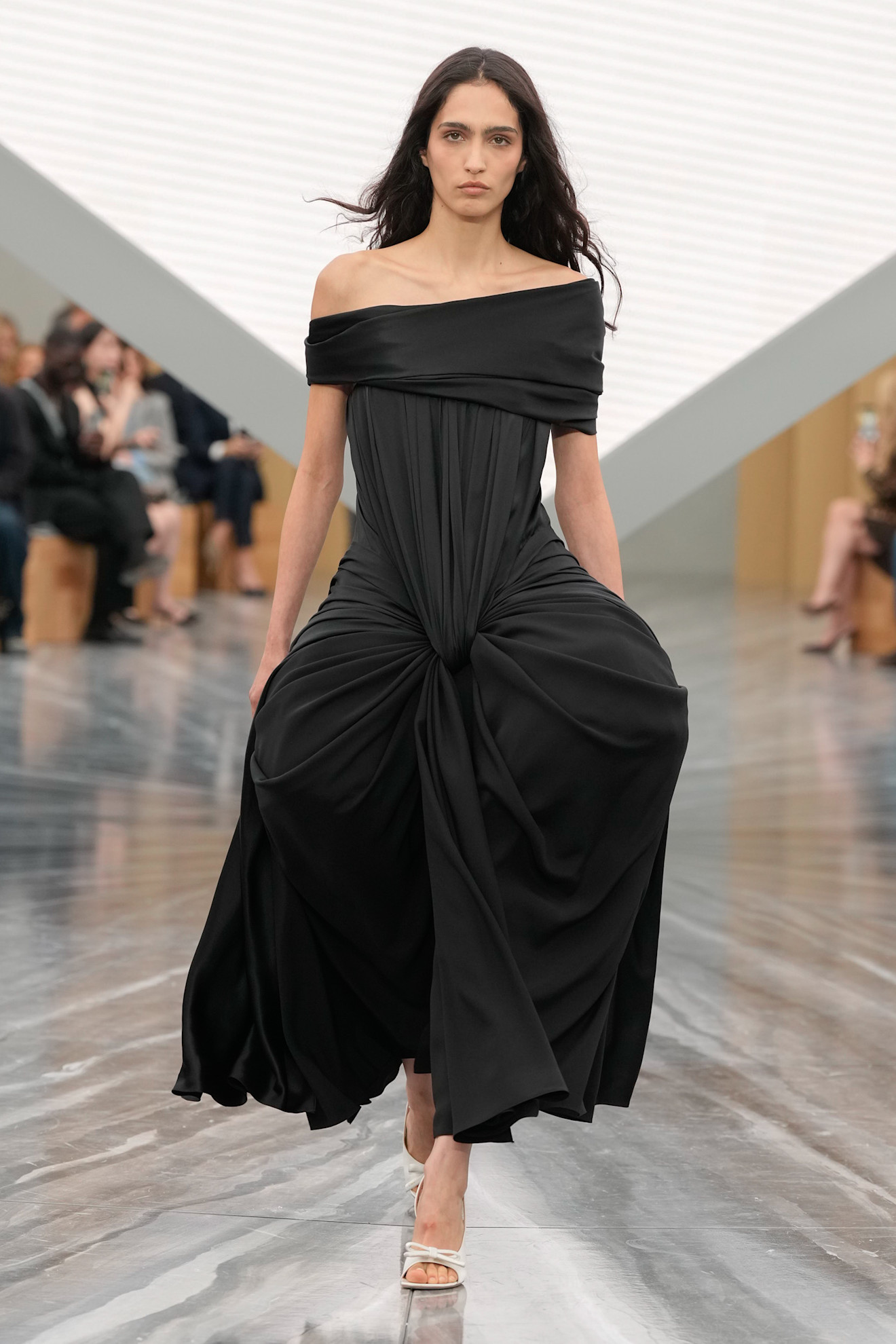 Christian Dior S26 048