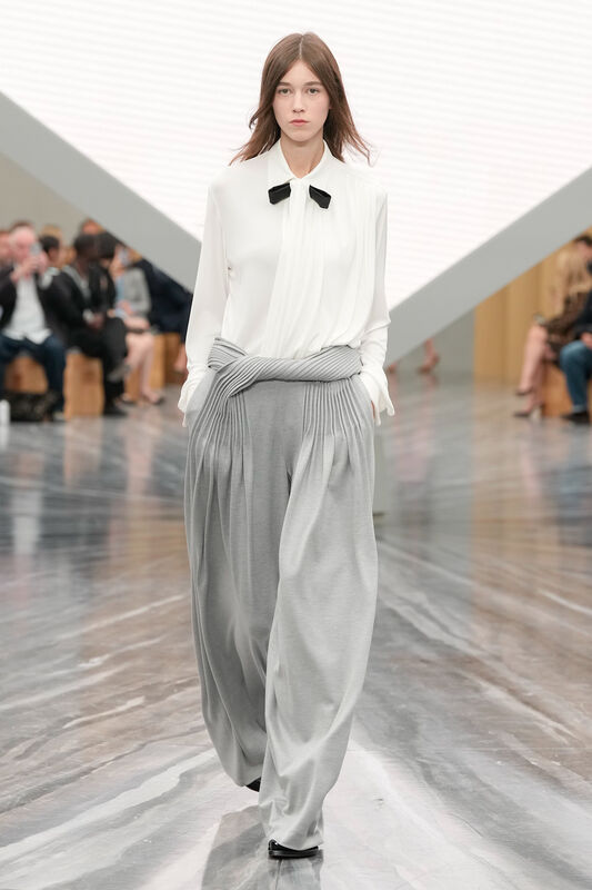 Christian Dior S26 017