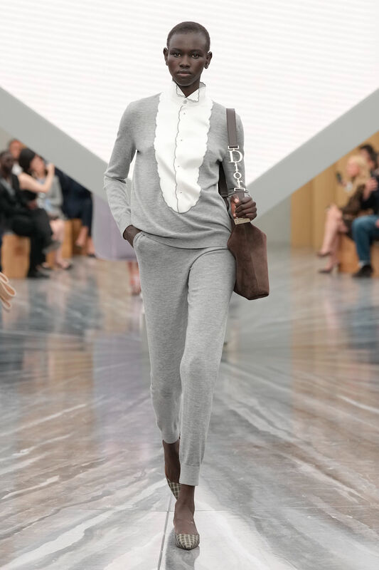 Christian Dior S26 036