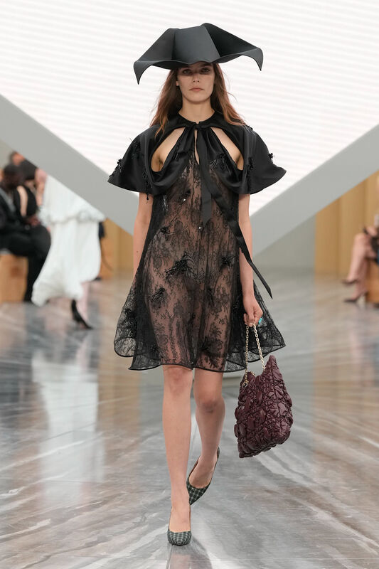 Christian Dior S26 041