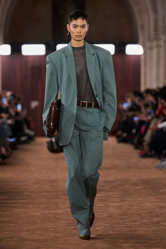 Acne S26 009