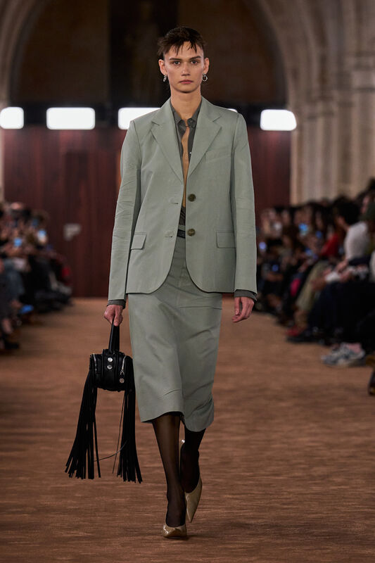 Acne S26 015