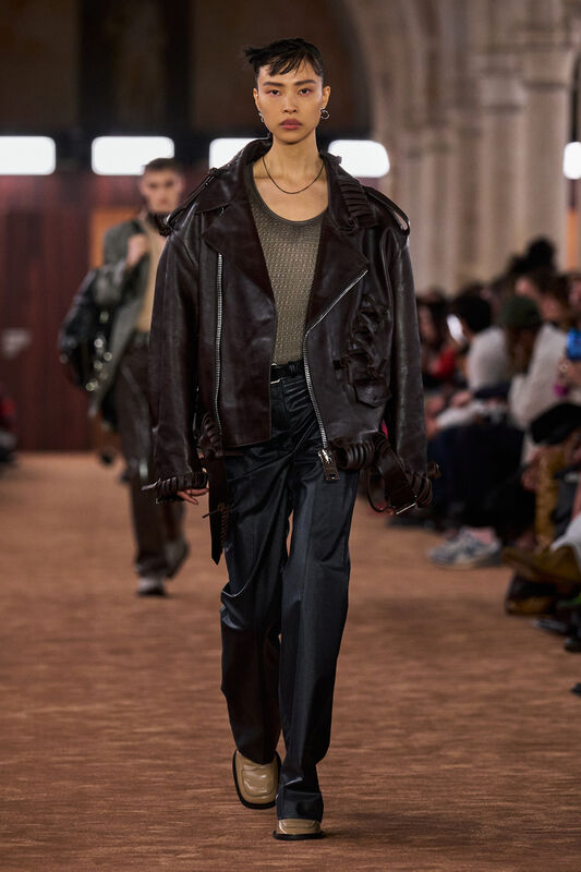 Acne S26 016