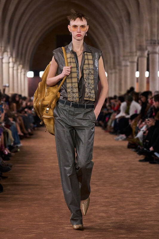 Acne S26 021