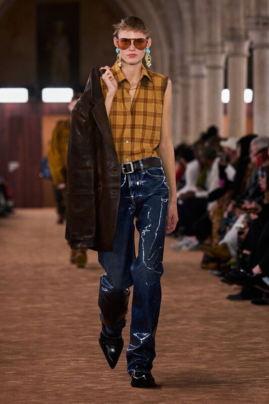 Acne S26 022