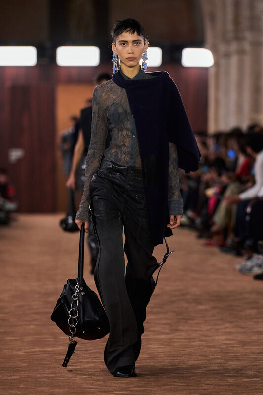 Acne S26 039