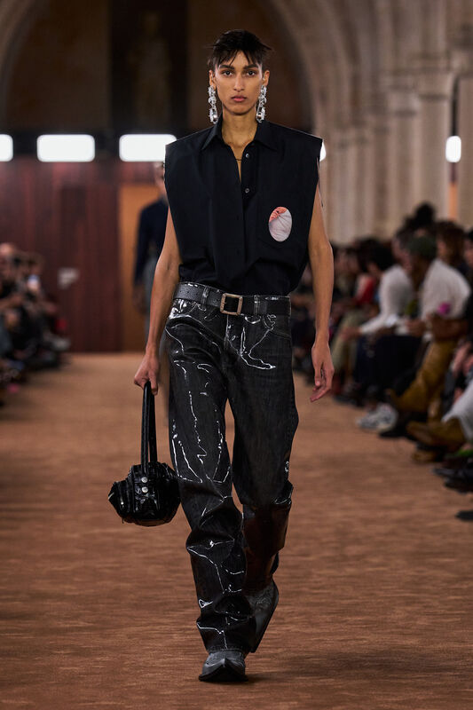 Acne S26 040