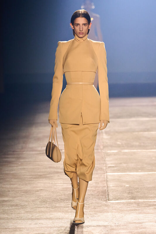 Mugler S26 003