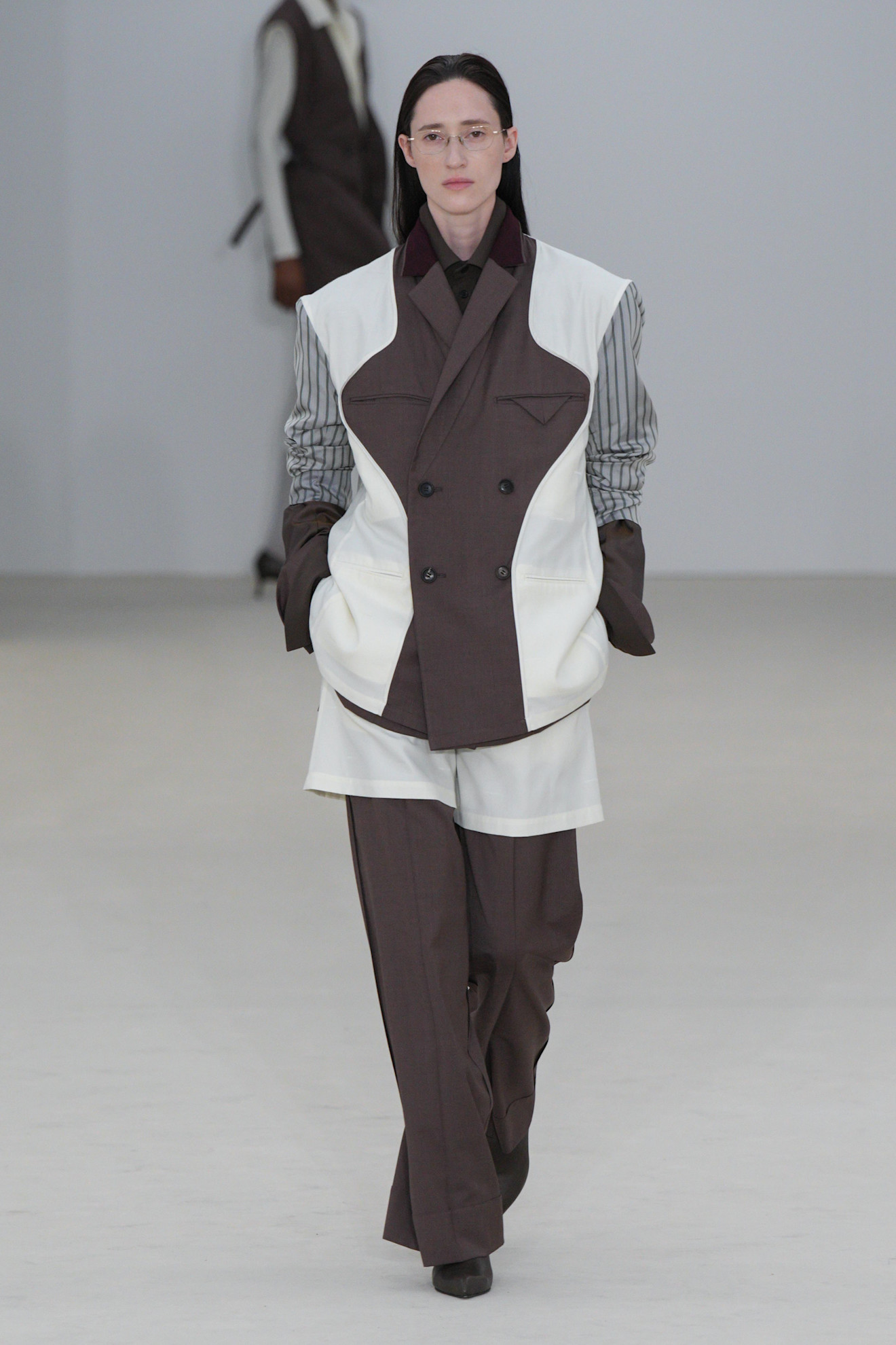 Miyake S26 025