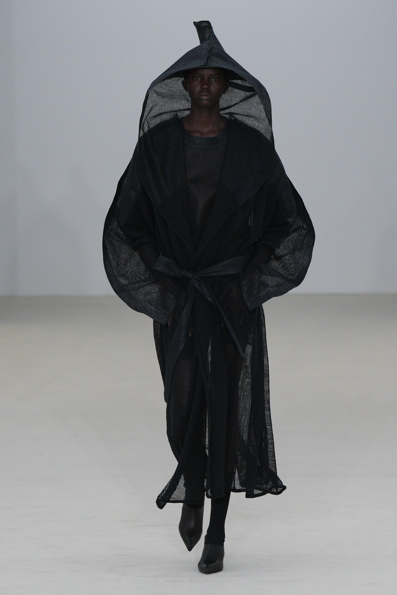 Miyake S26 037