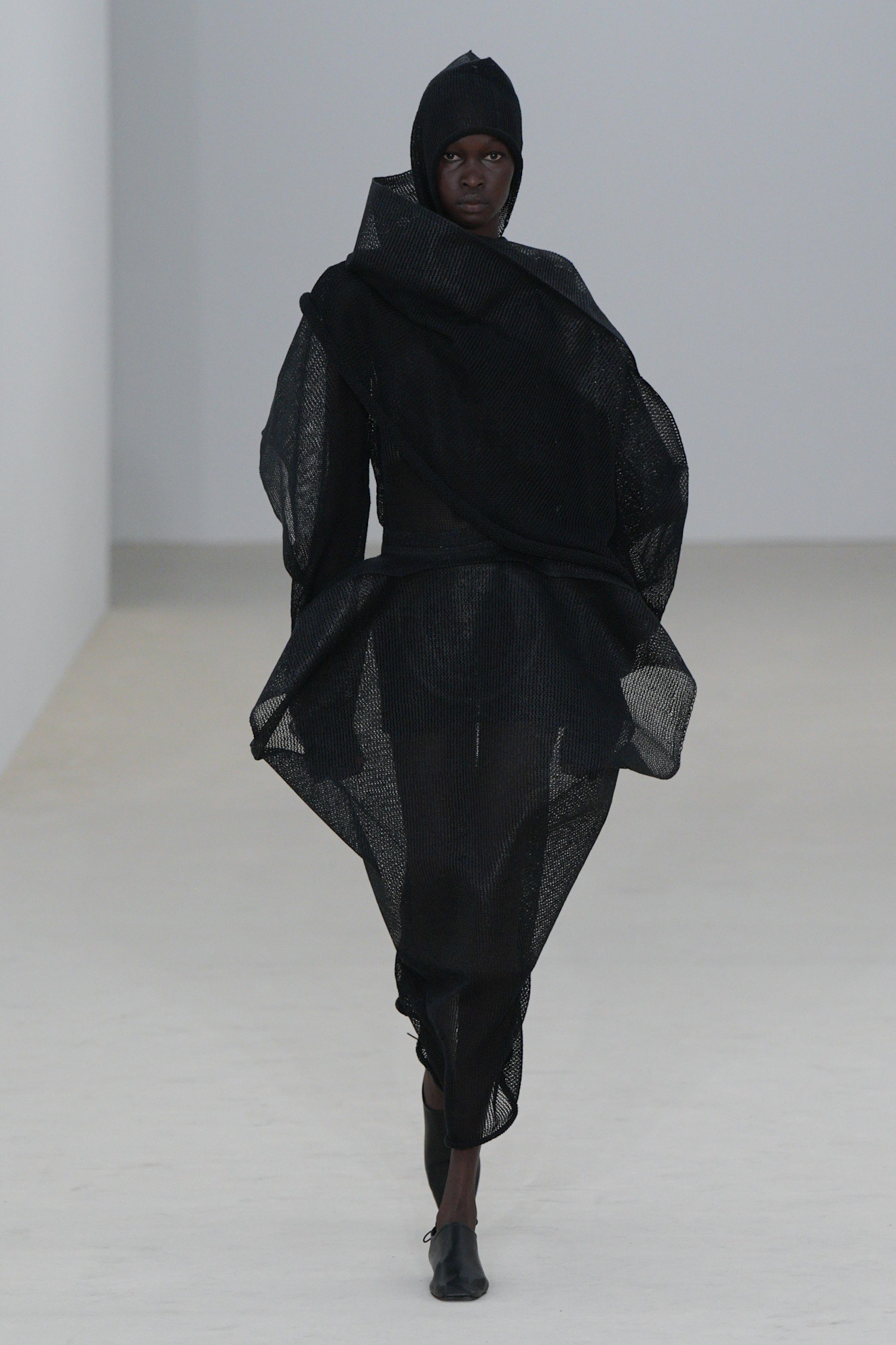 Miyake S26 038