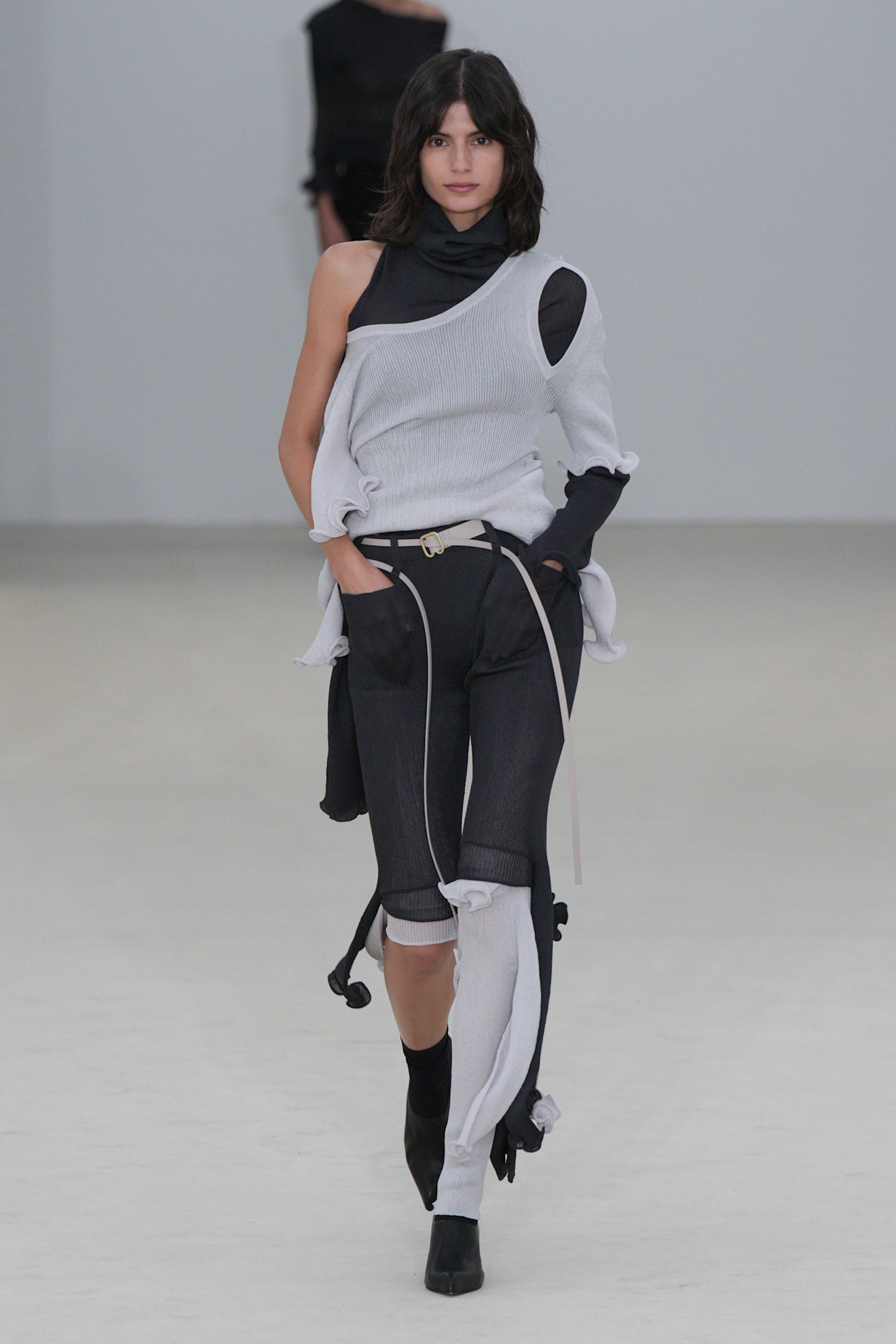Miyake S26 045