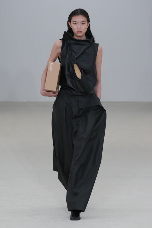 Miyake S26 014