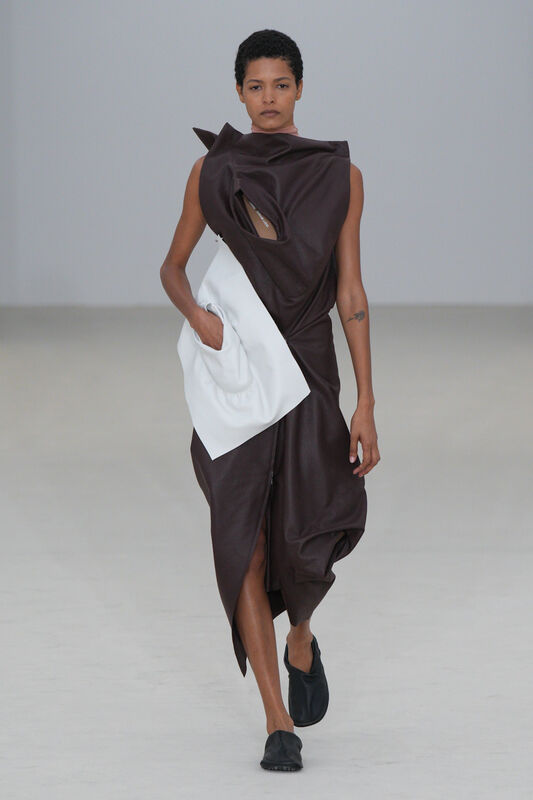 Miyake S26 015