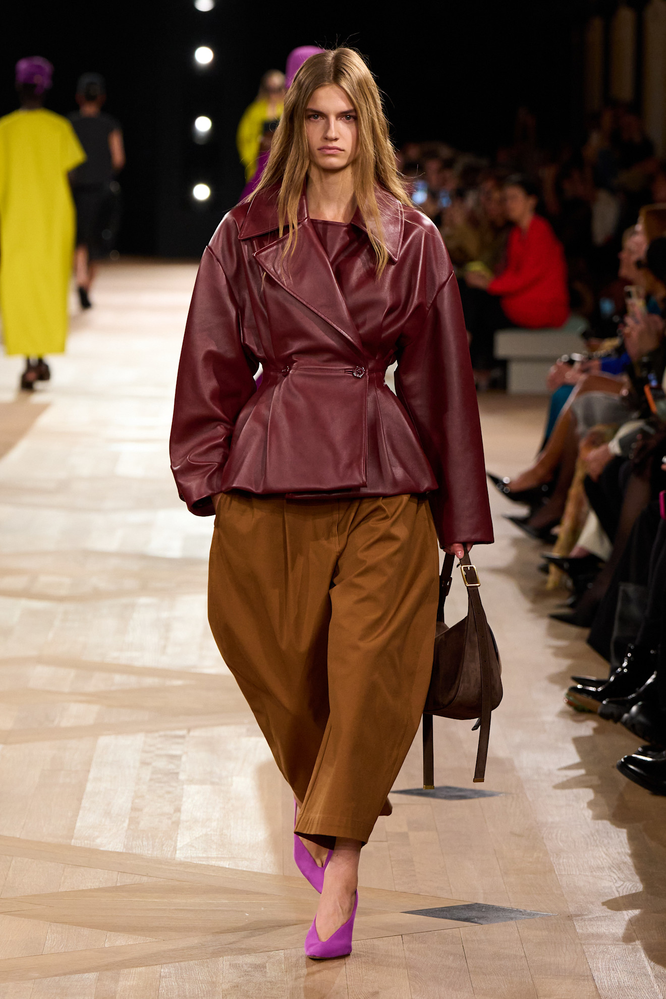 Balenciaga S26 033
