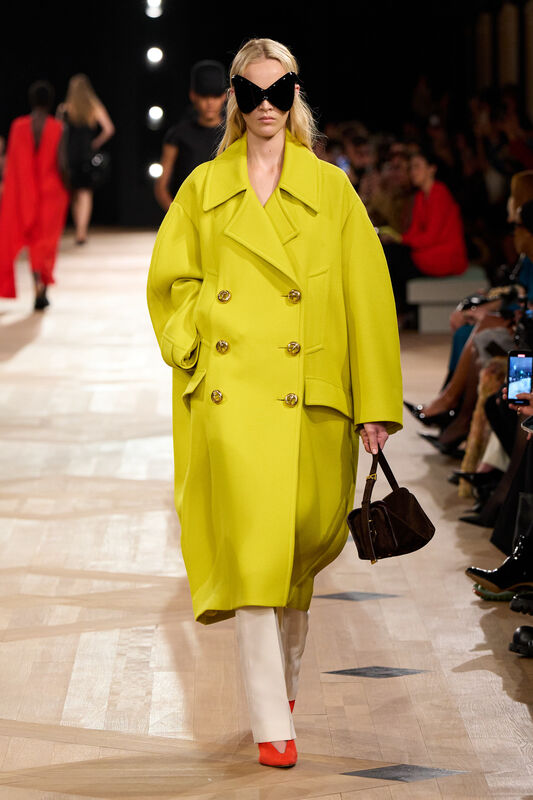 Balenciaga S26 024