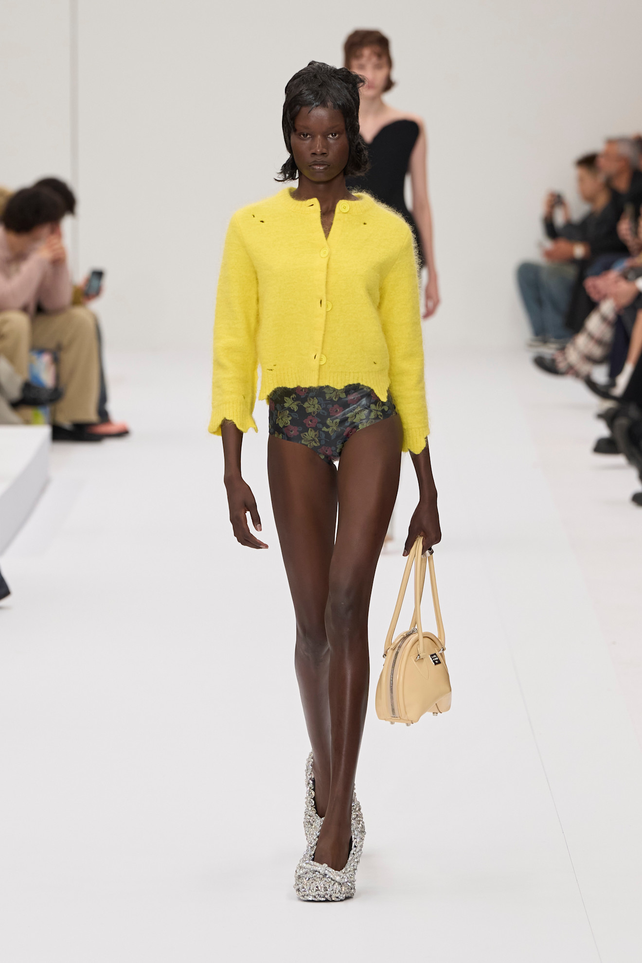 Acne S25 012