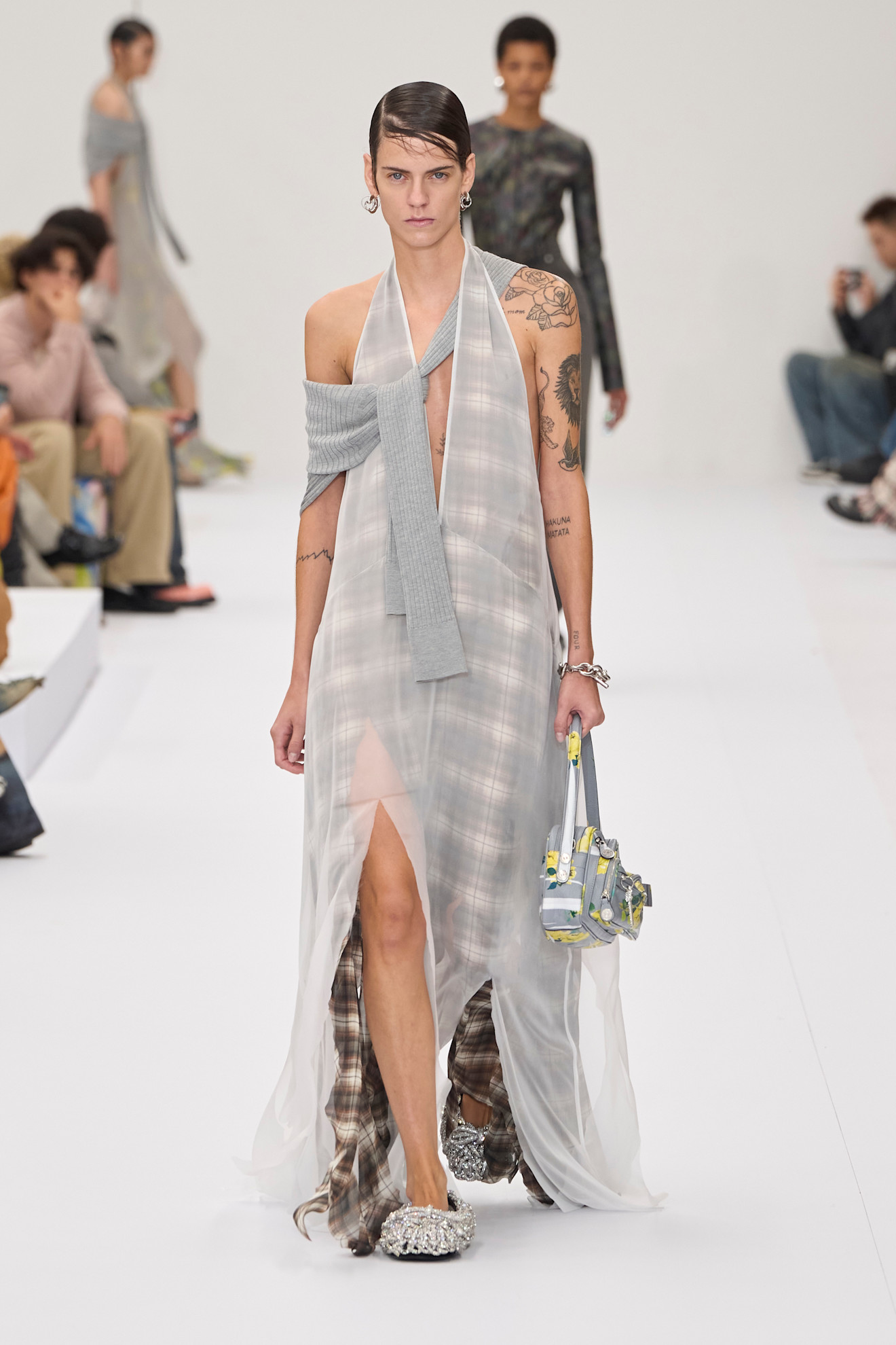 Acne S25 040