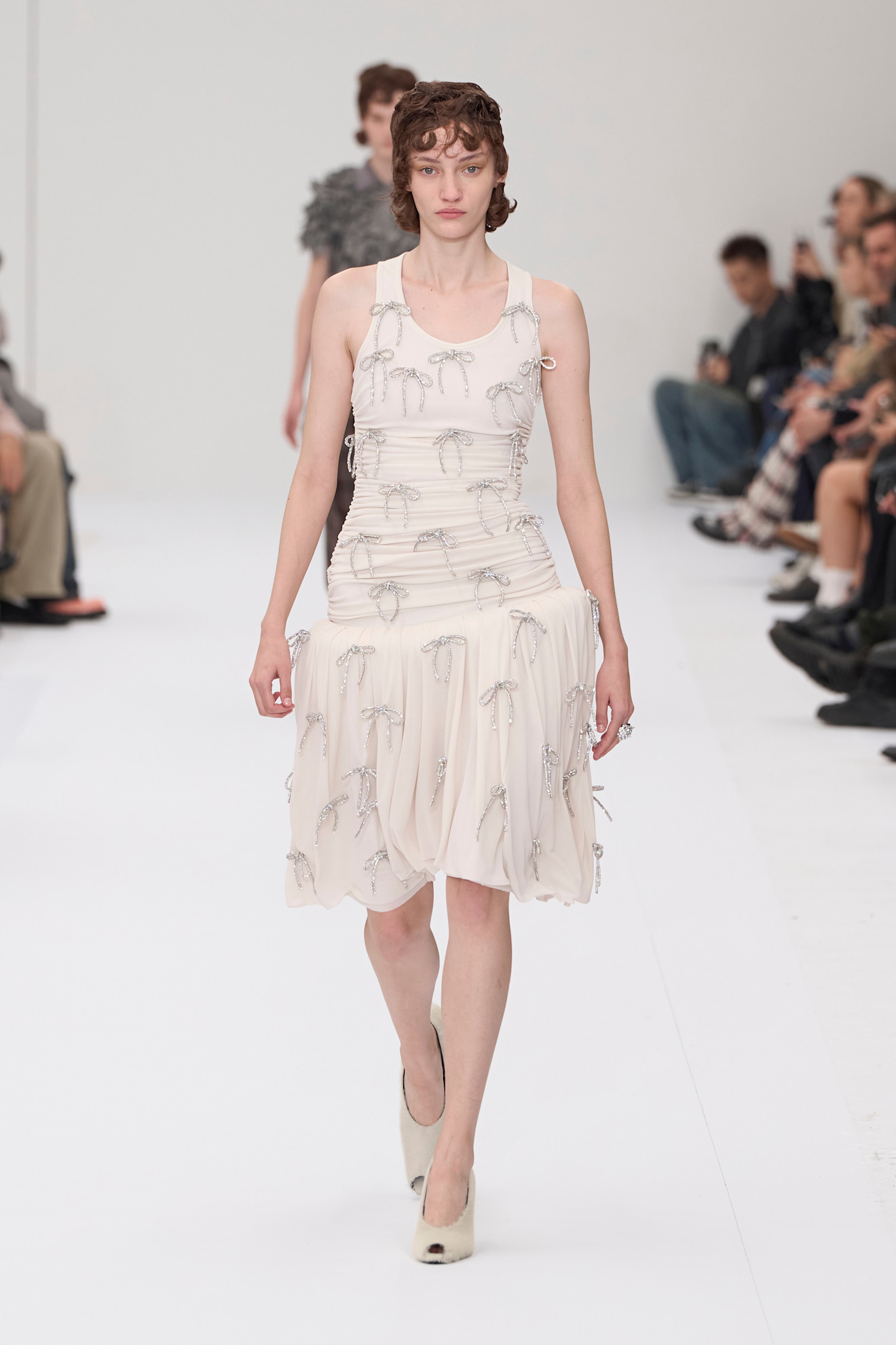 Acne S25 045