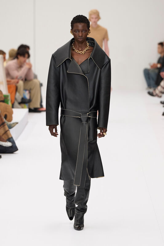 Acne S25 010