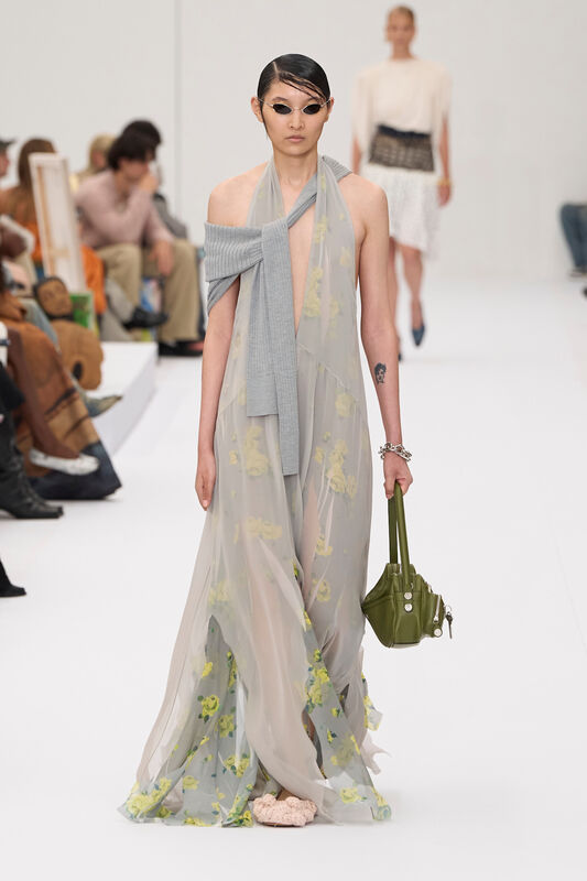 Acne S25 042