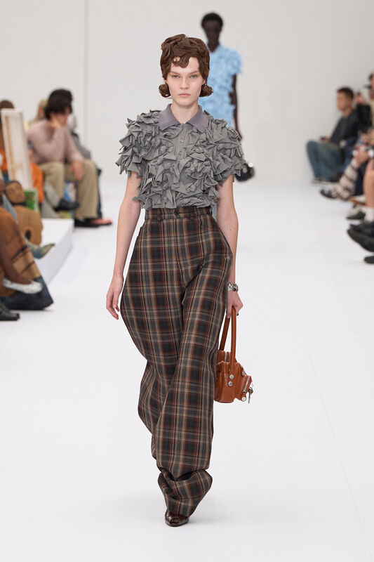 Acne S25 046