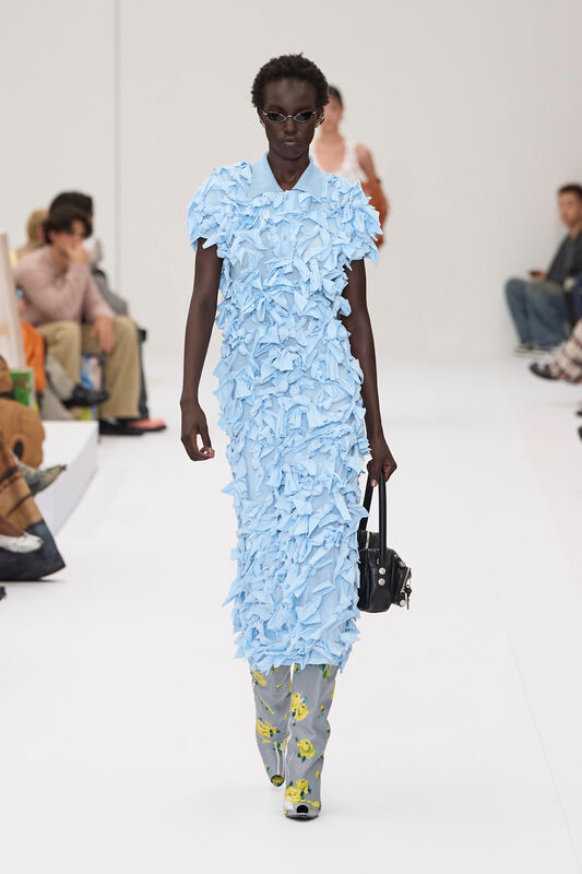 Acne S25 047