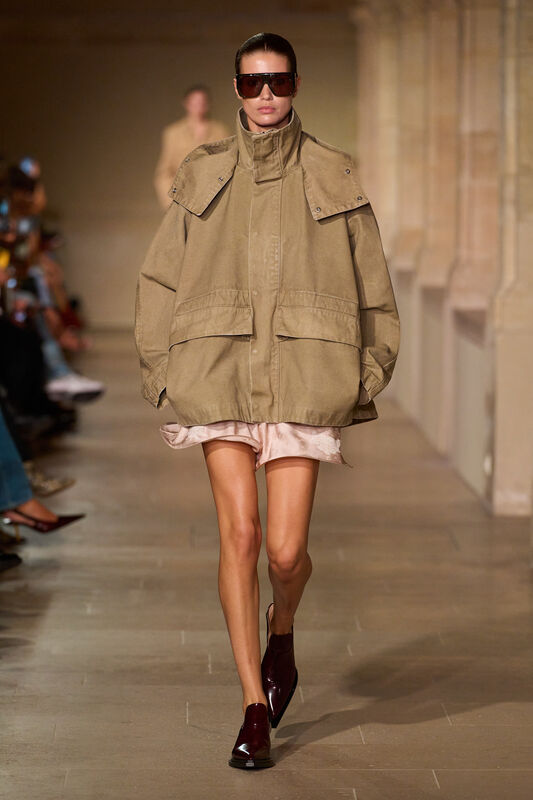 Victoria Beckham S26 015