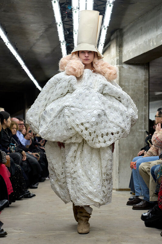 Comme Des Garcons S26 017
