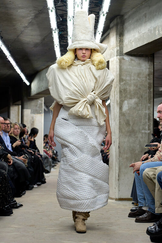 Comme Des Garcons S26 018