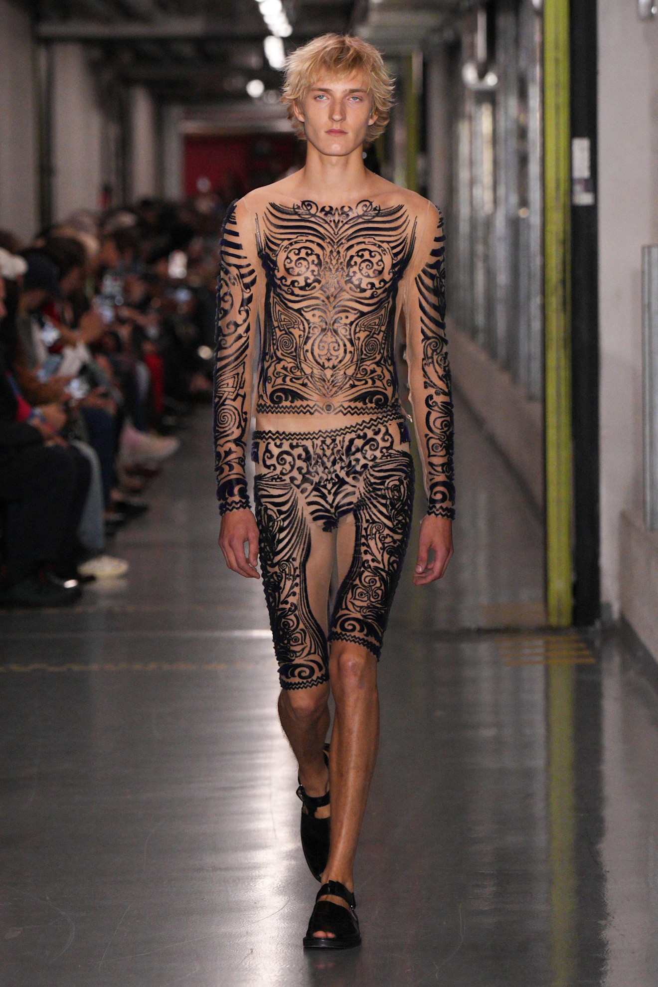 Gaultier S26 009
