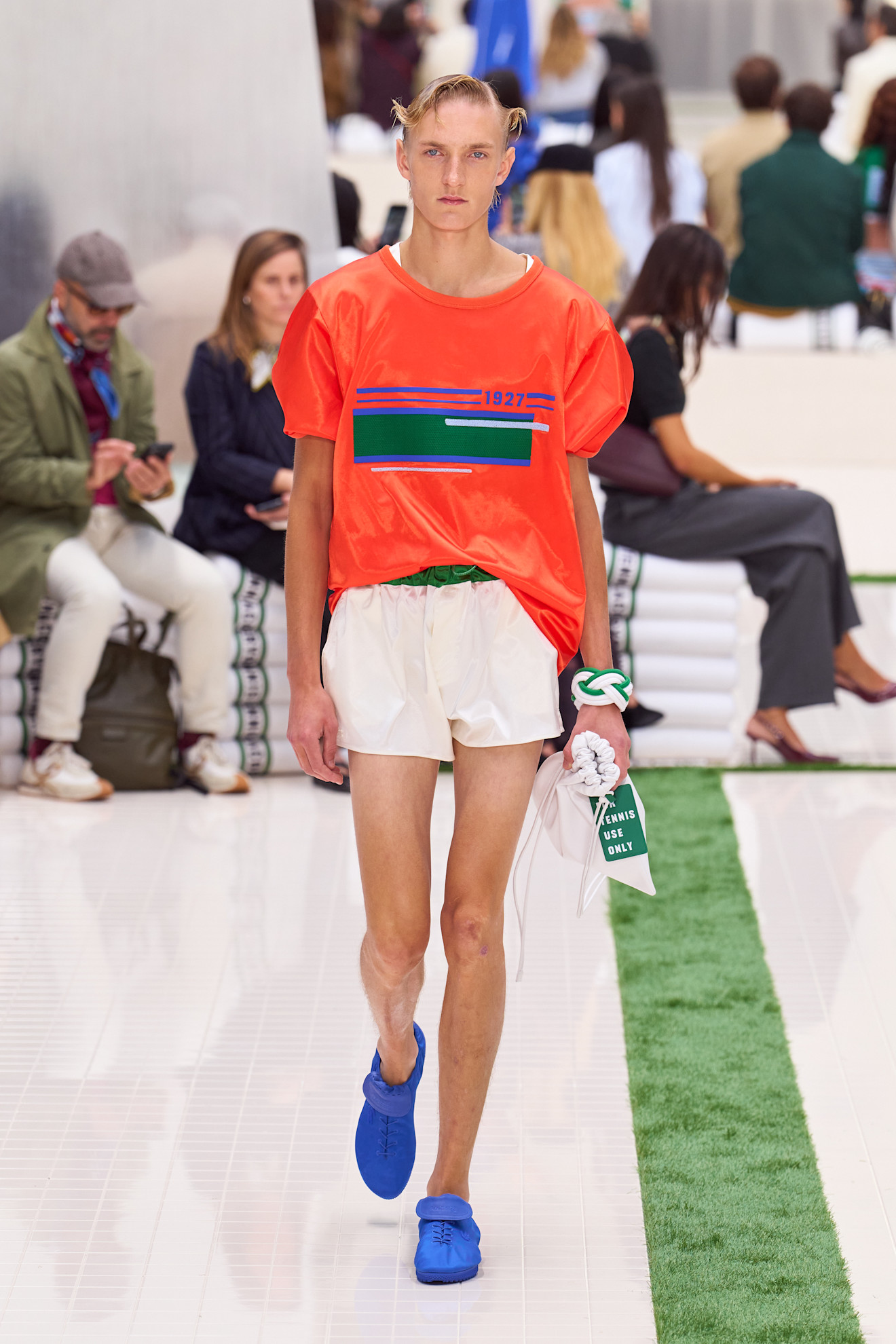 Lacoste S26 023
